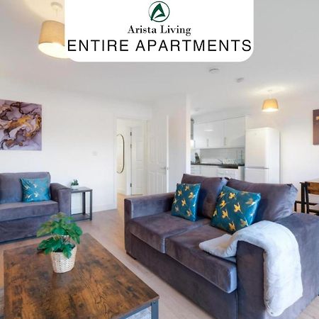 Pinewood Studios, Iver Slough Heathrow 1 & 2 Bedroom Apartments With Parking By Arista Living Bagian luar foto